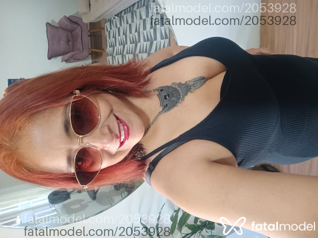 Acompanhante mulher ruiva (o) de olhos castanhos em Santo Antônio da Platina - Eliane Massoterape