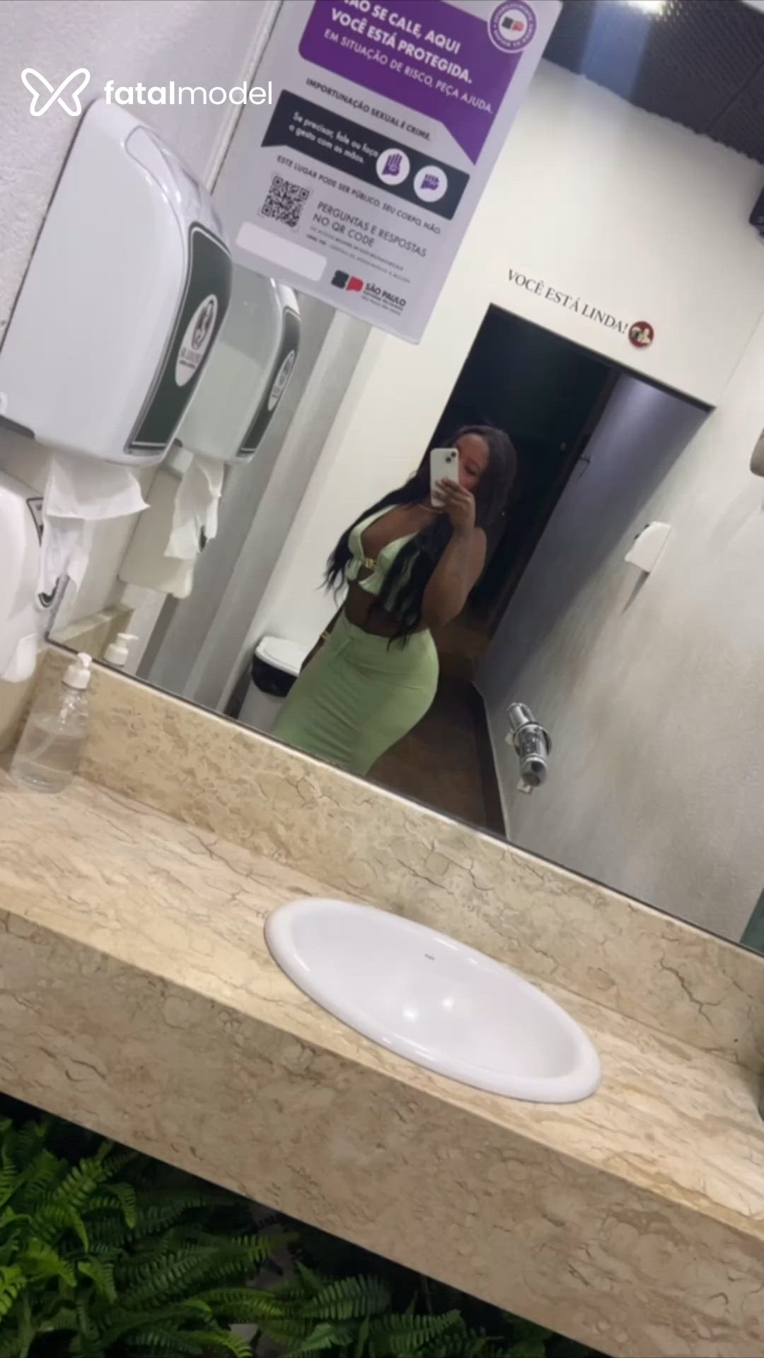 Acompanhante mulher morena (o) de olhos pretos em Frutal Acompanhante mulher morena (o) de olhos pretos em Frutal - Yasmin Torres
