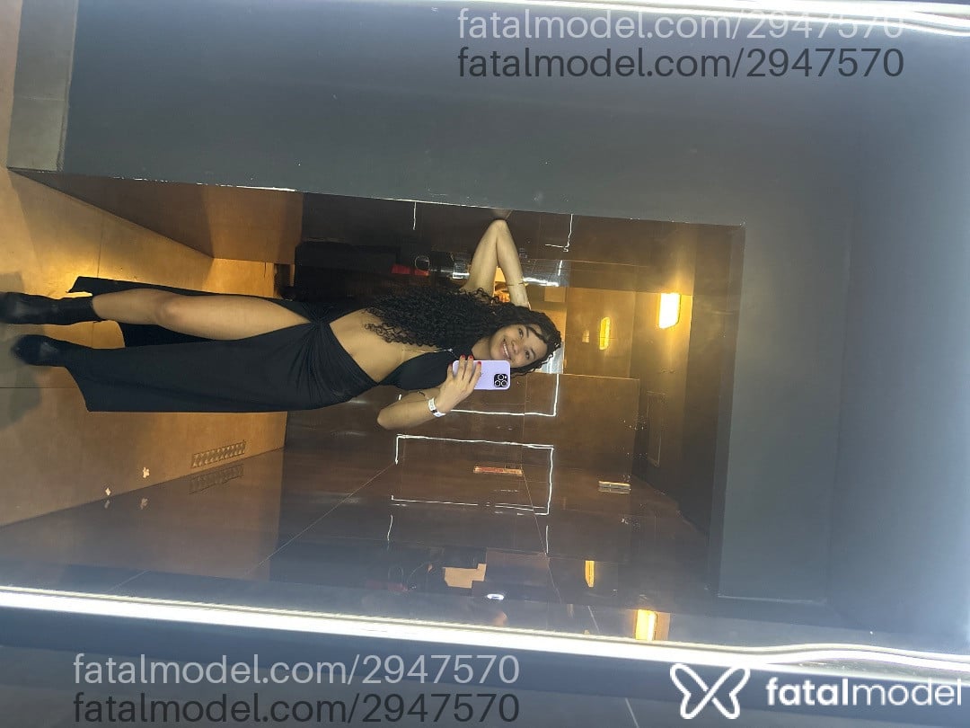Acompanhante mulher morena (o) de olhos castanhos em Balneário Camboriú - Luna