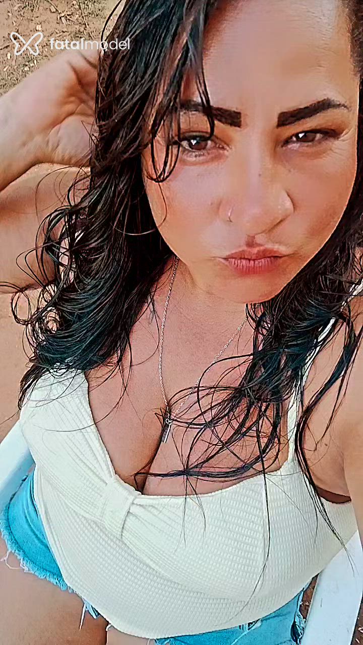 Acompanhante mulher morena (o) de olhos pretos em Rolim de Moura Acompanhante mulher morena (o) de olhos pretos em Rolim de Moura - Alice