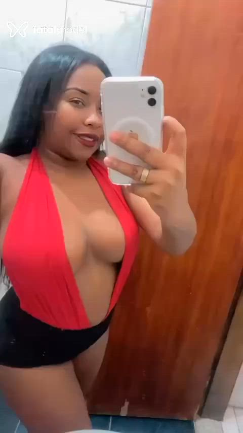 Acompanhante mulher morena (o) de olhos castanhos - Anna Alice Acompanhante mulher morena (o) de olhos castanhos - Anna Alice