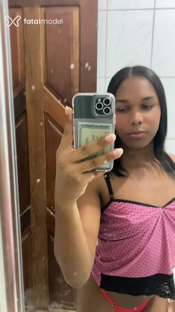 Acompanhante mulher trans morena (o) de olhos castanhos em Guanambi Acompanhante mulher trans morena (o) de olhos castanhos em Guanambi - Victoria Lemos