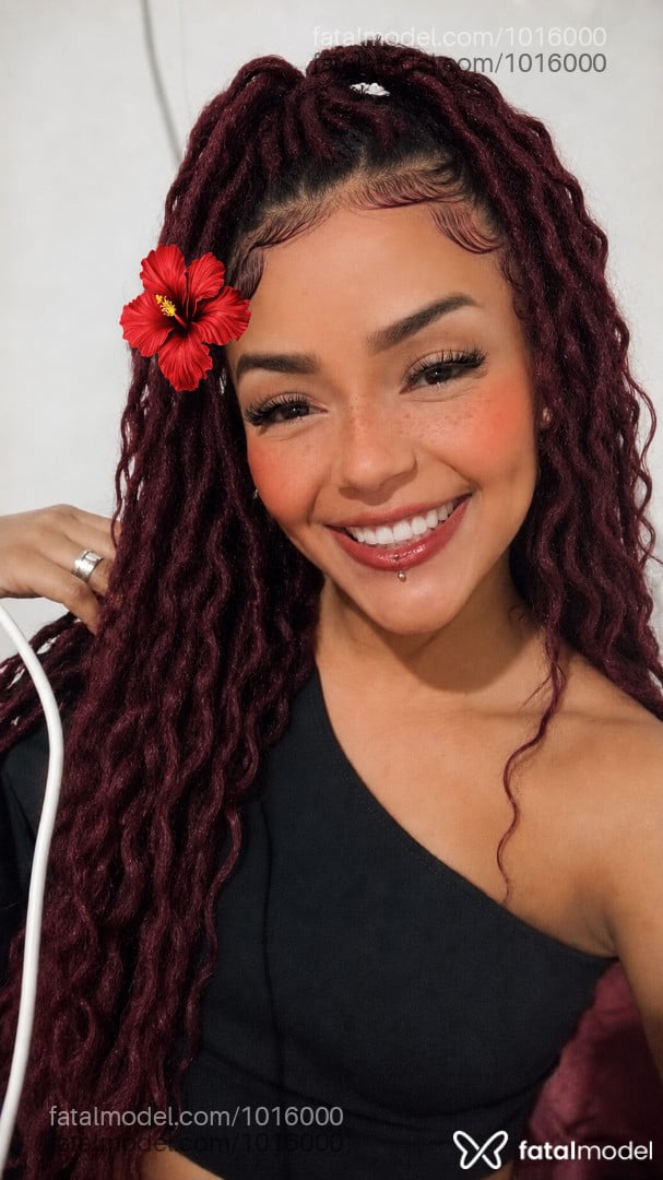 Acompanhante mulher morena (o) de olhos castanhos em Itaúna - Jessica