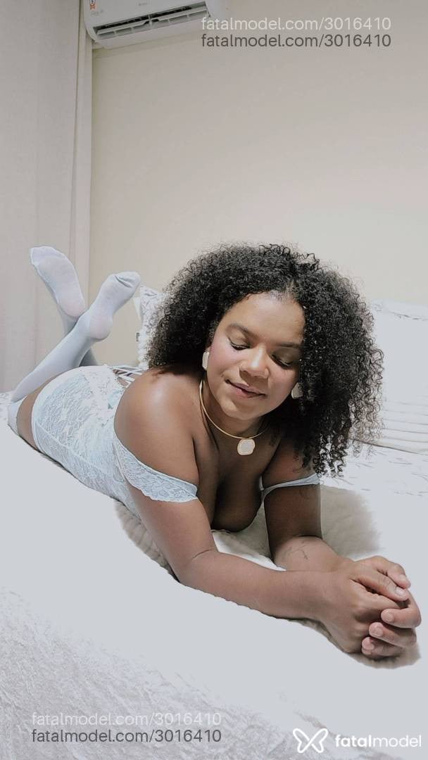 Acompanhante mulher com cabelo castanho de olhos castanhos em Lucas do Rio Verde - Mariana Sales