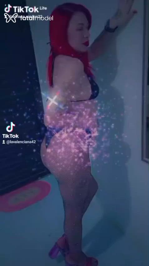 Acompanhante mulher ruiva (o) de olhos azuis - Naomy