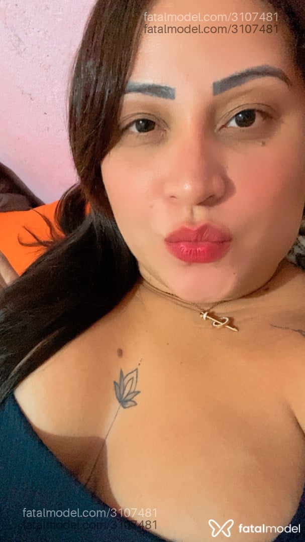 Acompanhante mulher com cabelo castanho de olhos pretos em Floriano - Sol