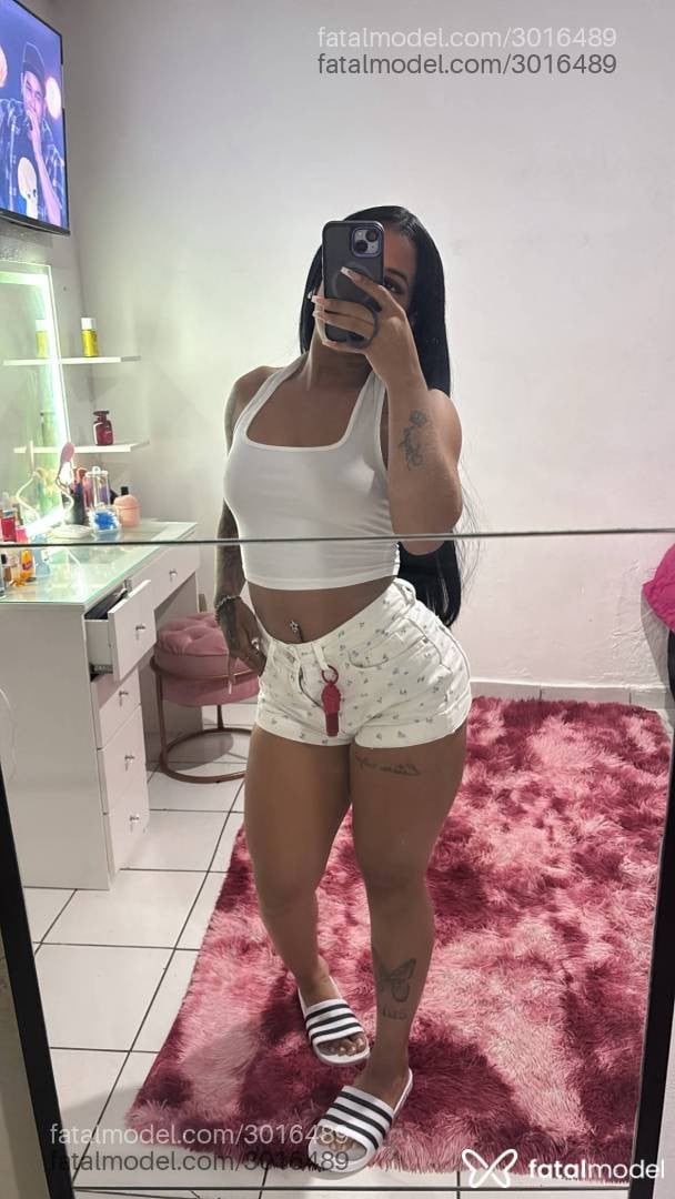 Acompanhante mulher morena (o) de olhos castanhos em Porto Seguro - Melly