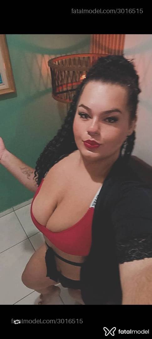 Acompanhante mulher trans morena (o) de olhos castanhos em Foz do Iguaçu - Moniky Alves