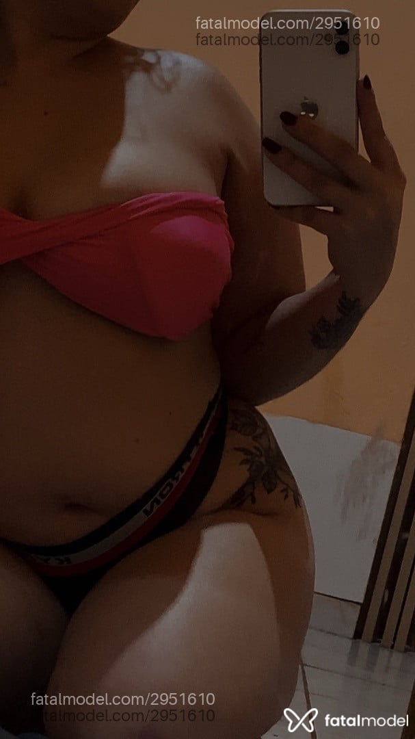 Acompanhante mulher morena (o) de olhos mel em Rio de Janeiro - Larissa