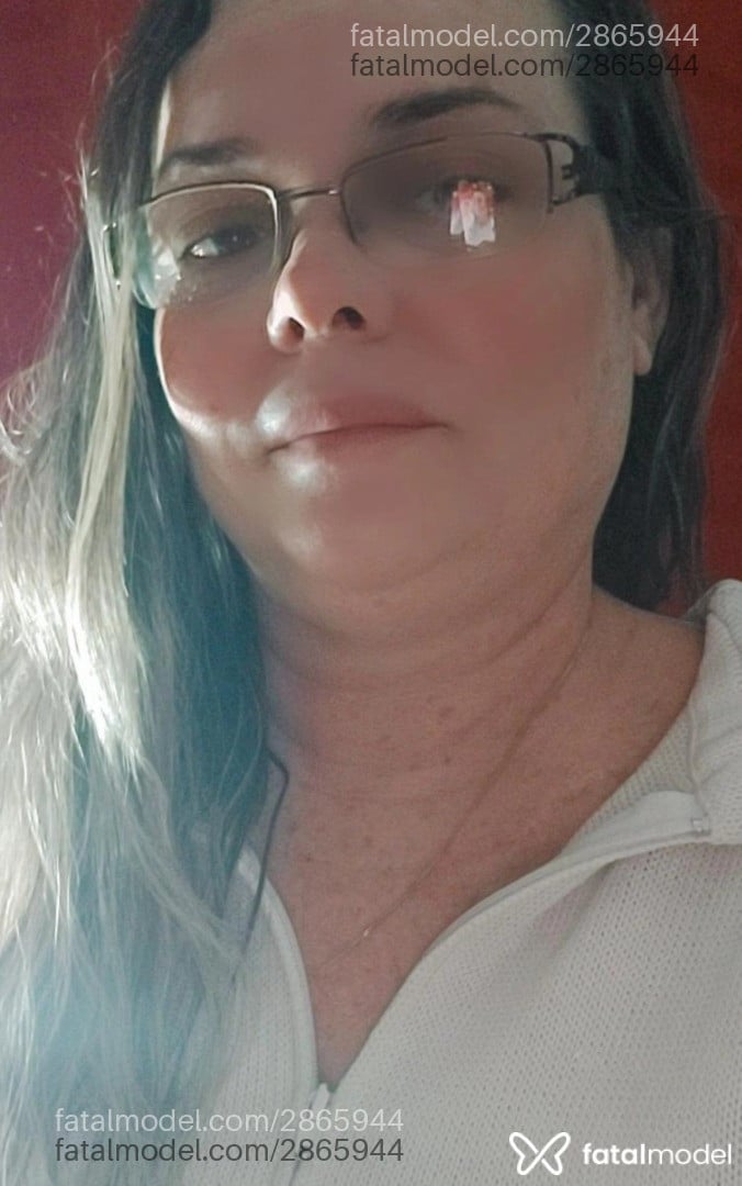 Acompanhante mulher loira (o) de olhos pretos - Pathy Acompanhante mulher loira (o) de olhos pretos - Pathy