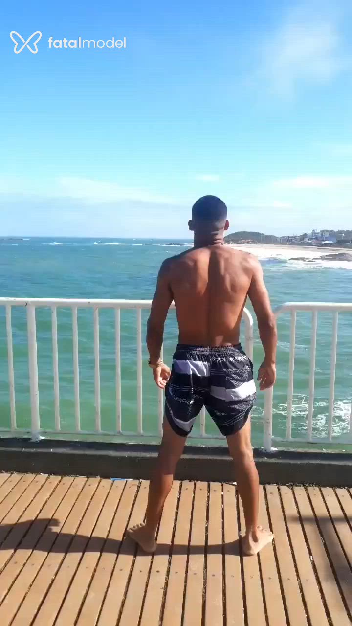 Acompanhante homem morena (o) de olhos castanhos em Macaé - Baianinho Salient