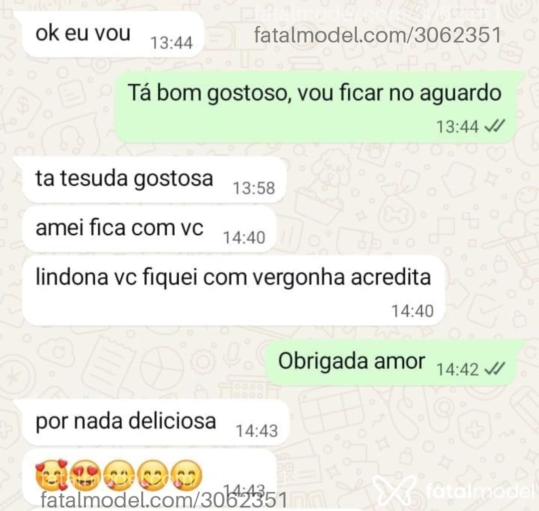 Acompanhante mulher morena (o) de olhos castanhos - Luna