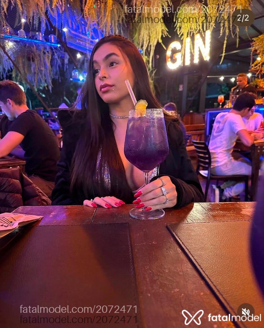 Acompanhante mulher loira (o) de olhos castanhos em Maceió Acompanhante mulher loira (o) de olhos castanhos em Maceió - Bianca