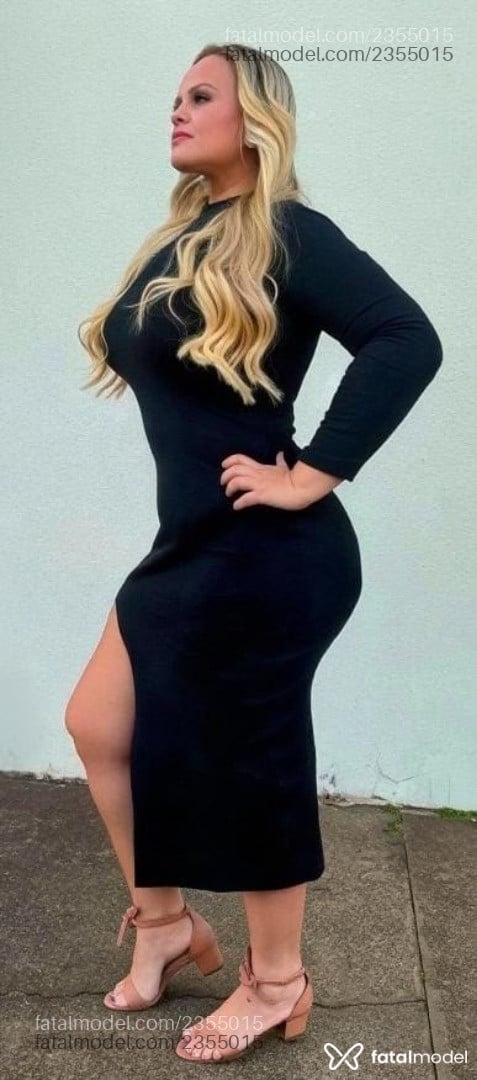 Acompanhante mulher loira (o) de olhos castanhos - Júlia Bianco Acompanhante mulher loira (o) de olhos castanhos - Júlia Bianco
