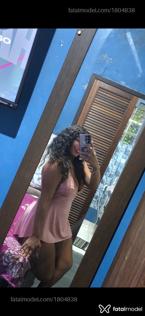 Acompanhante mulher com cabelo castanho de olhos castanhos em Petrópolis - Victoria
