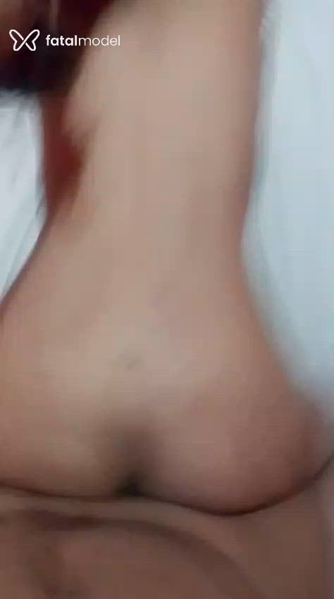 Acompanhante homem morena (o) de olhos pretos - Brito