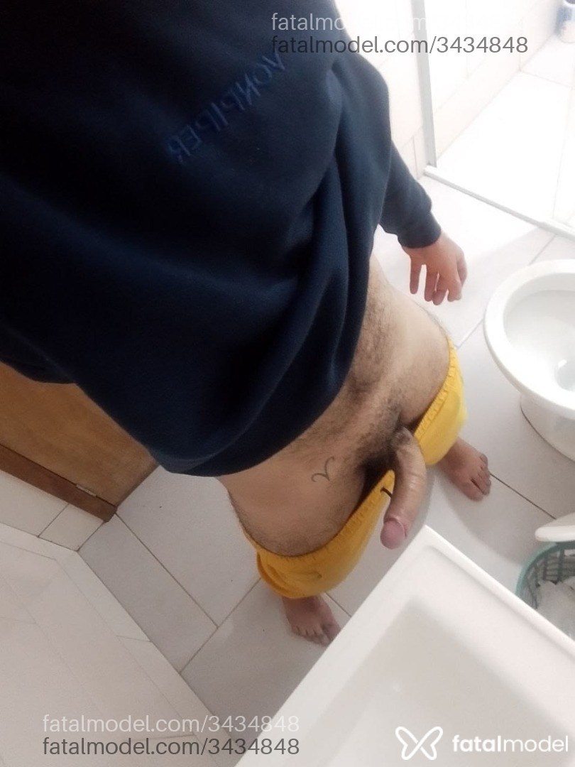 Acompanhante homem com cabelo castanho de olhos castanhos - Marcos
