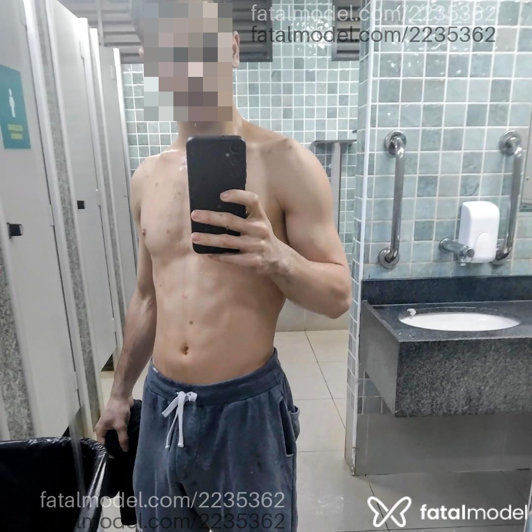 Acompanhante homem loira (o) de olhos verdes em São Paulo - Flavio