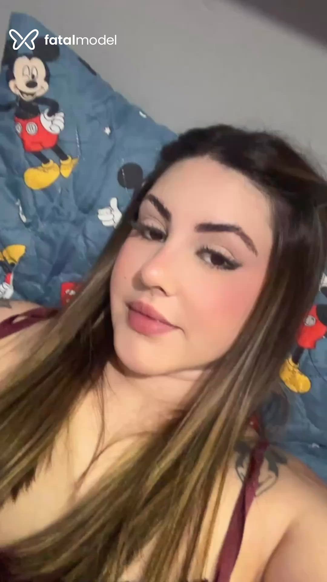 Acompanhante mulher com cabelo castanho de olhos castanhos - Gaby Acompanhante mulher com cabelo castanho de olhos castanhos - Gaby