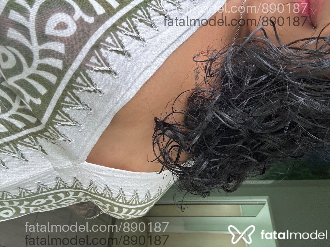 Acompanhante mulher ruiva (o) de olhos castanhos em Nova Friburgo - Isabella