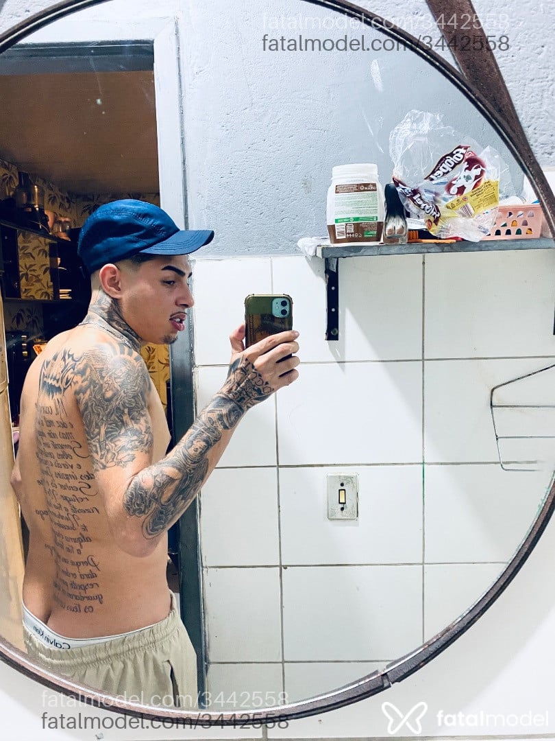 Acompanhante homem morena (o) de olhos mel em São Paulo - Henrique