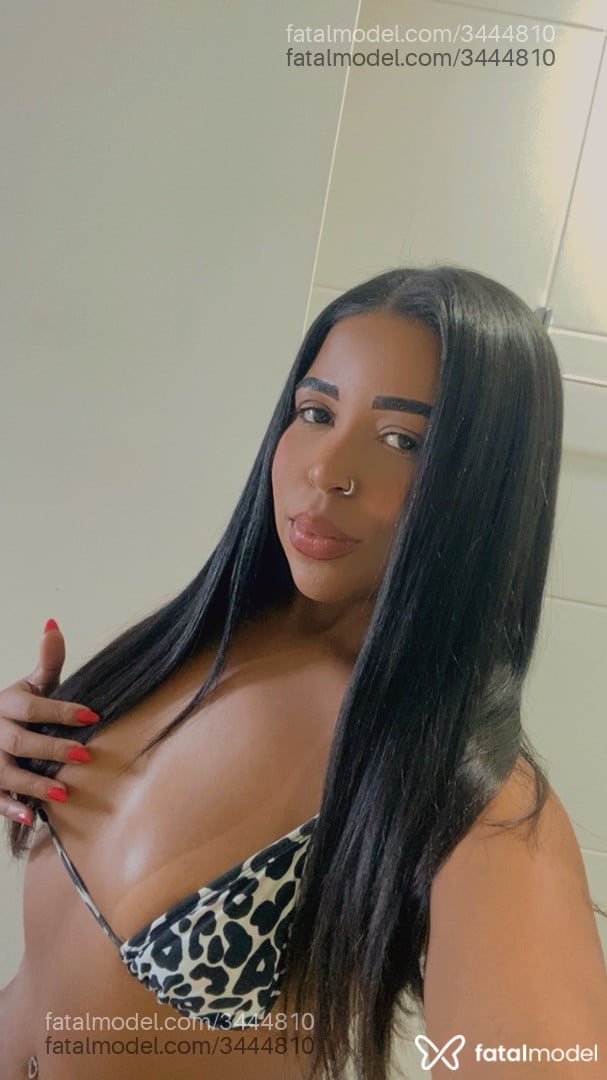 Acompanhante mulher morena (o) de olhos pretos em Salvador Acompanhante mulher morena (o) de olhos pretos em Salvador - Yaara
