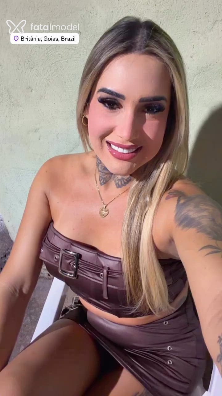 Acompanhante homem trans loira (o) de olhos pretos em Britânia Acompanhante homem trans loira (o) de olhos pretos em Britânia - Thaylla eloiza