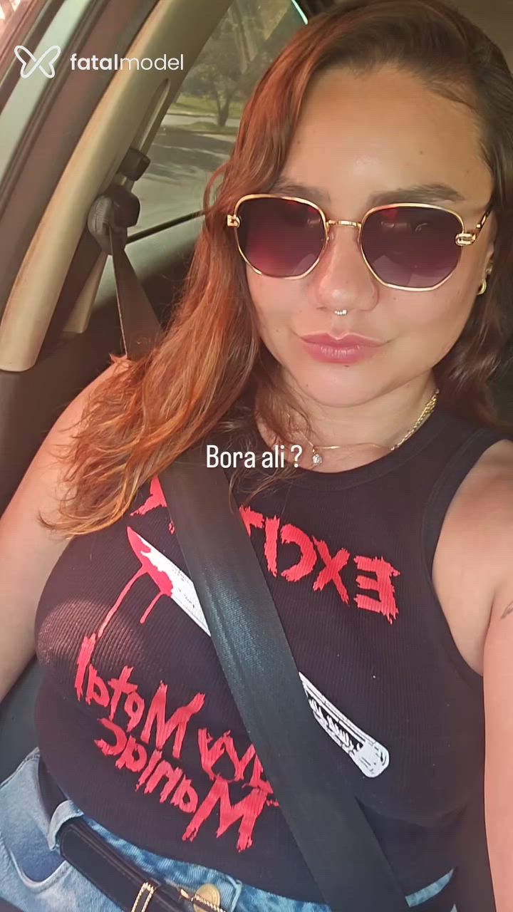 Acompanhante mulher com cabelo castanho de olhos castanhos em Brasília - Liz Oliver