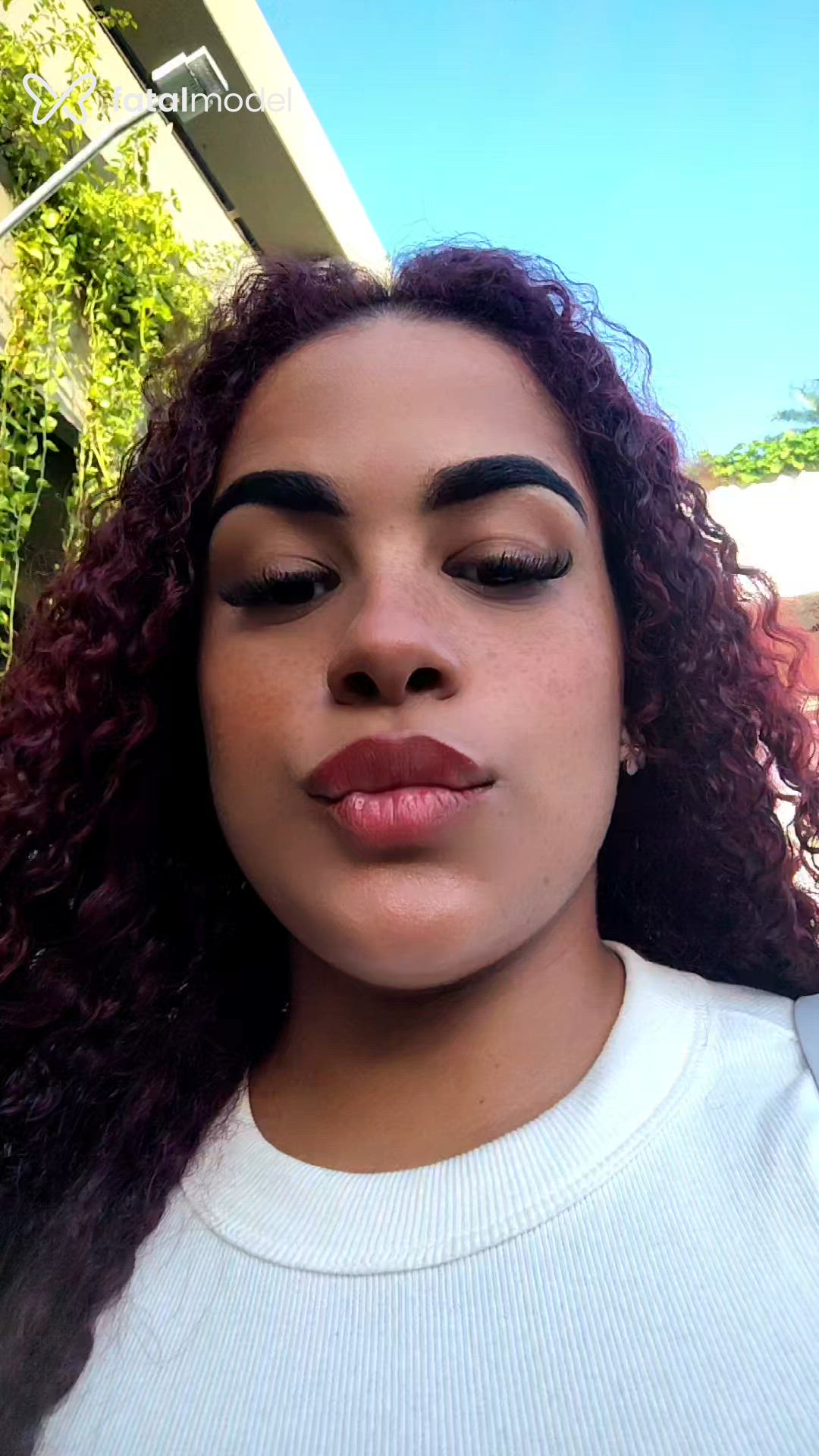 Acompanhante mulher ruiva (o) de olhos castanhos - Ketlyn Acompanhante mulher ruiva (o) de olhos castanhos - Ketlyn