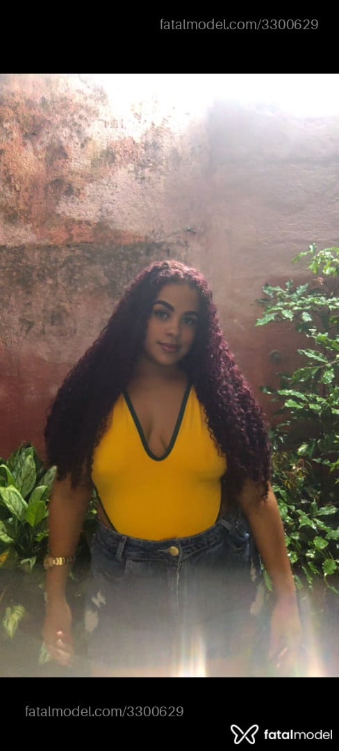 Acompanhante mulher ruiva (o) de olhos castanhos - Ketlyn Acompanhante mulher ruiva (o) de olhos castanhos - Ketlyn