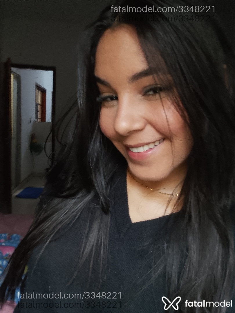 Acompanhante mulher morena (o) de olhos castanhos em Juína Acompanhante mulher morena (o) de olhos castanhos em Juína - Safira