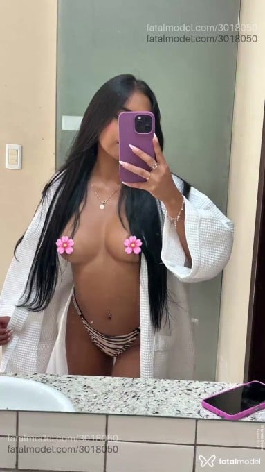 Acompanhante mulher morena (o) de olhos castanhos - Raquel Santos