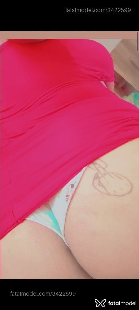 Acompanhante mulher morena (o) de olhos pretos - Ariany