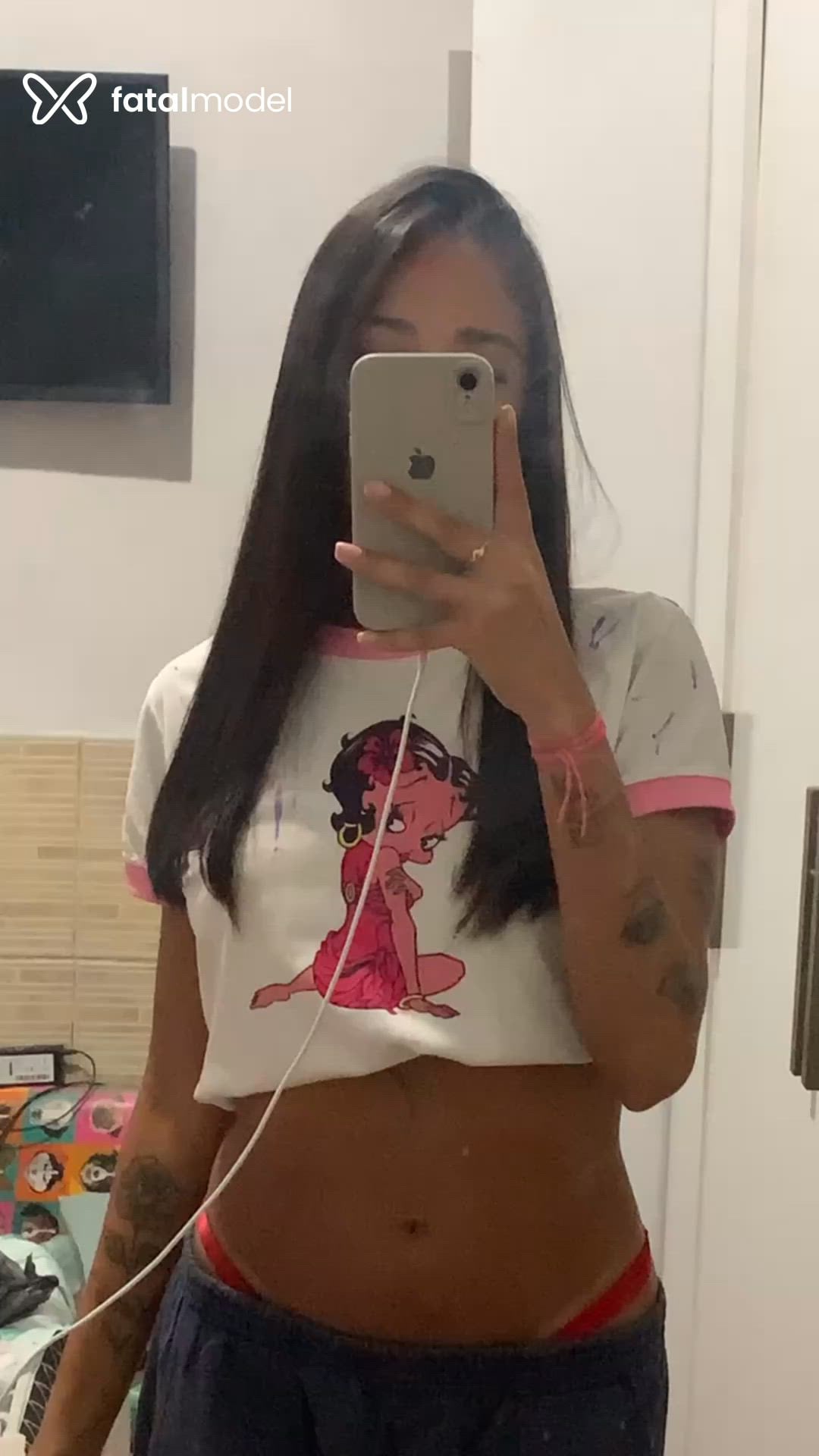 Acompanhante mulher morena (o) de olhos castanhos - Giovanna Acompanhante mulher morena (o) de olhos castanhos - Giovanna