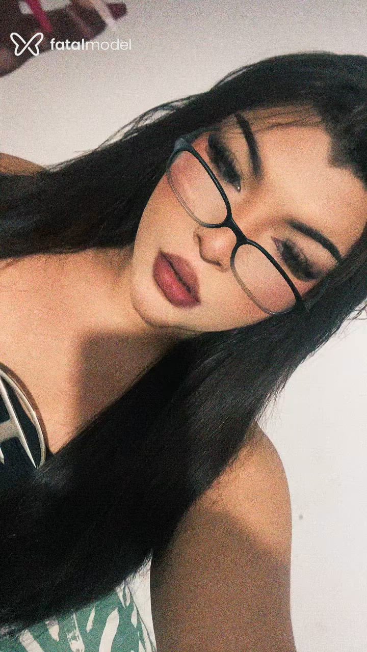 Acompanhante mulher trans com cabelo castanho de olhos castanhos em Pindamonhangaba Acompanhante mulher trans com cabelo castanho de olhos castanhos em Pindamonhangaba - Roberta