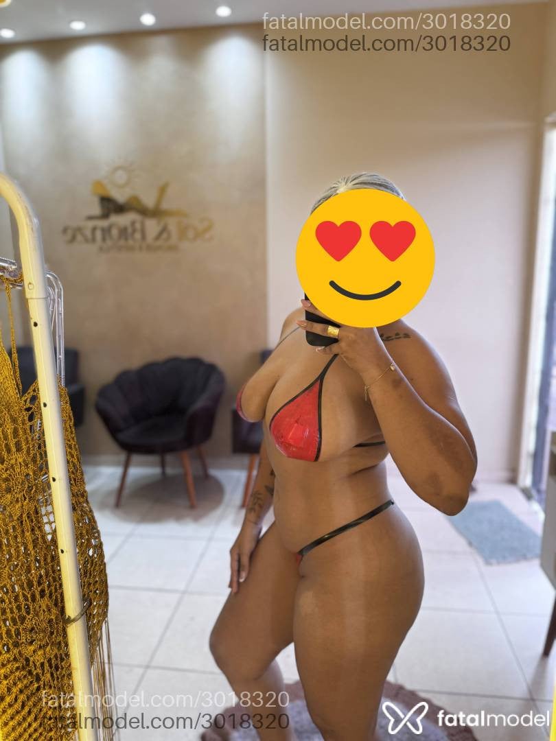 Acompanhante mulher morena (o) de olhos castanhos - Ana