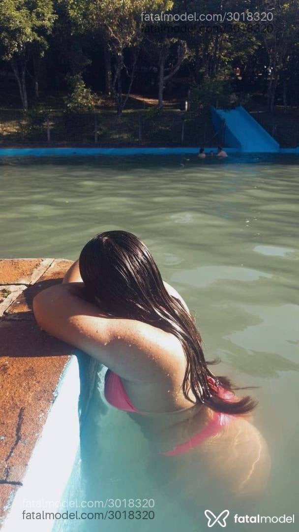 Acompanhante mulher morena (o) de olhos castanhos - Ana