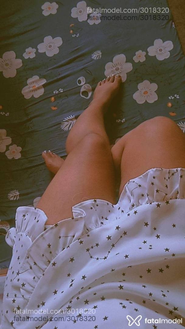Acompanhante mulher morena (o) de olhos castanhos - Ana