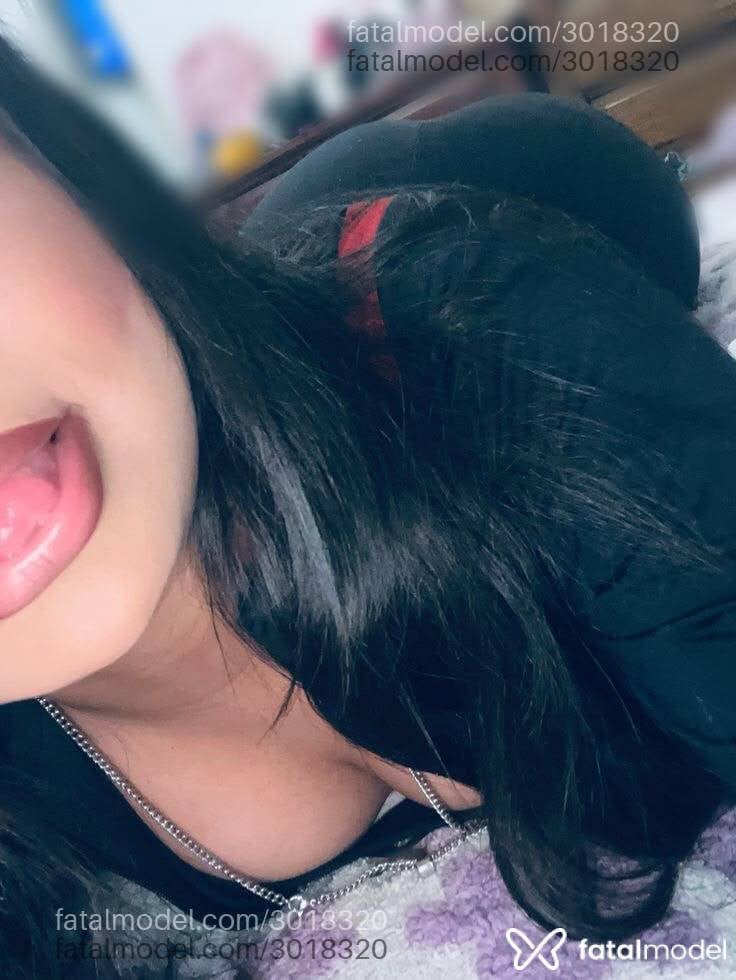Acompanhante mulher morena (o) de olhos castanhos - Ana
