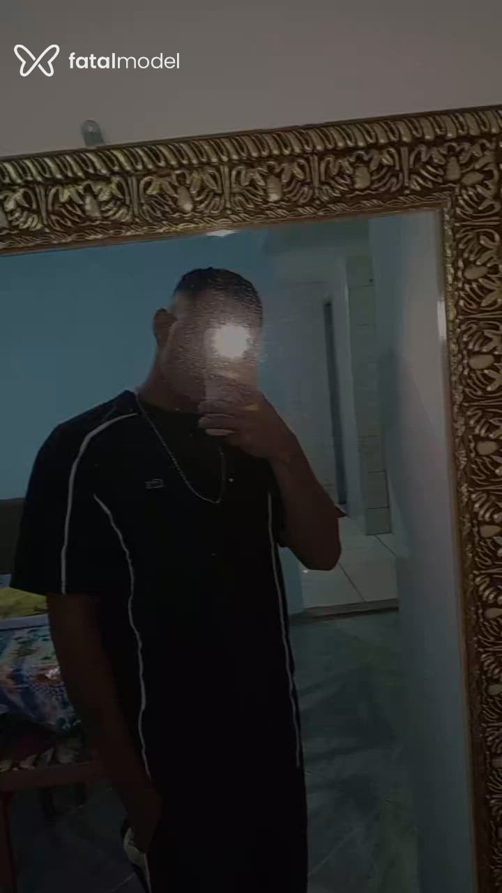 Acompanhante homem morena (o) de olhos pretos em Vila Velha - Mateus