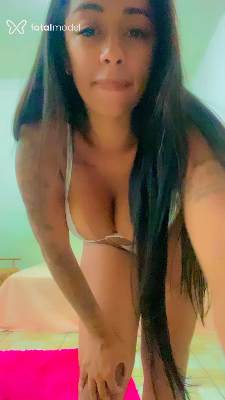 Acompanhante mulher morena (o) de olhos castanhos - Anny Andrade Acompanhante mulher morena (o) de olhos castanhos - Anny Andrade