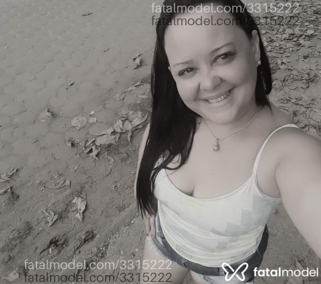 Acompanhante mulher morena (o) de olhos mel em Porto Velho - Morena