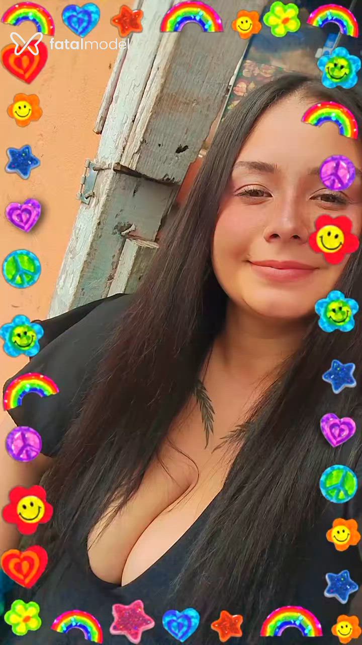 Acompanhante mulher morena (o) de olhos mel - Biaah