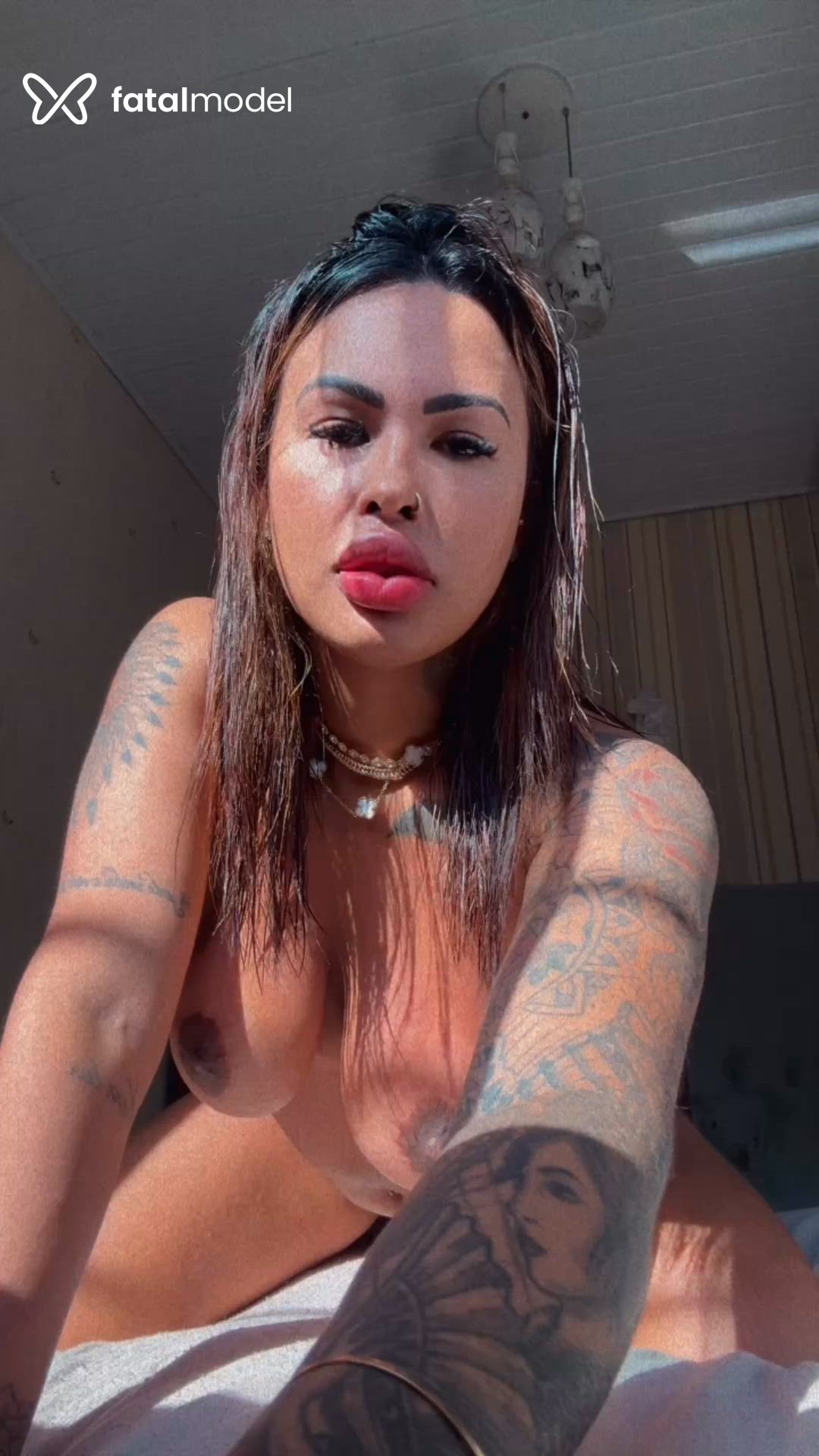 Acompanhante mulher morena (o) de olhos pretos - Fran alves