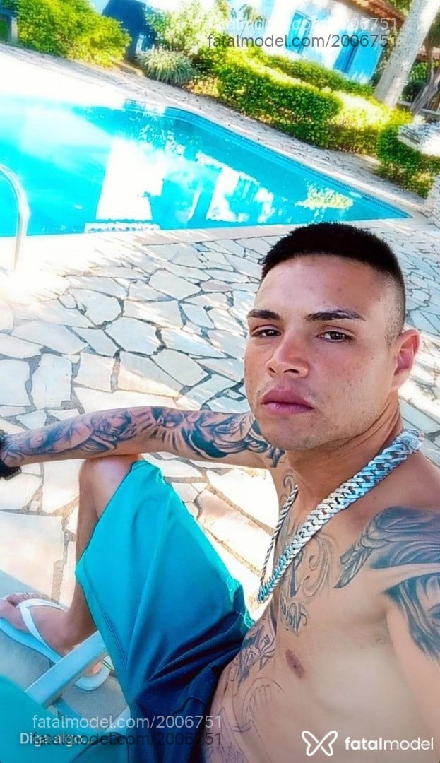 Acompanhante homem morena (o) de olhos castanhos em São José dos Campos Acompanhante homem morena (o) de olhos castanhos em São José dos Campos - Bryam