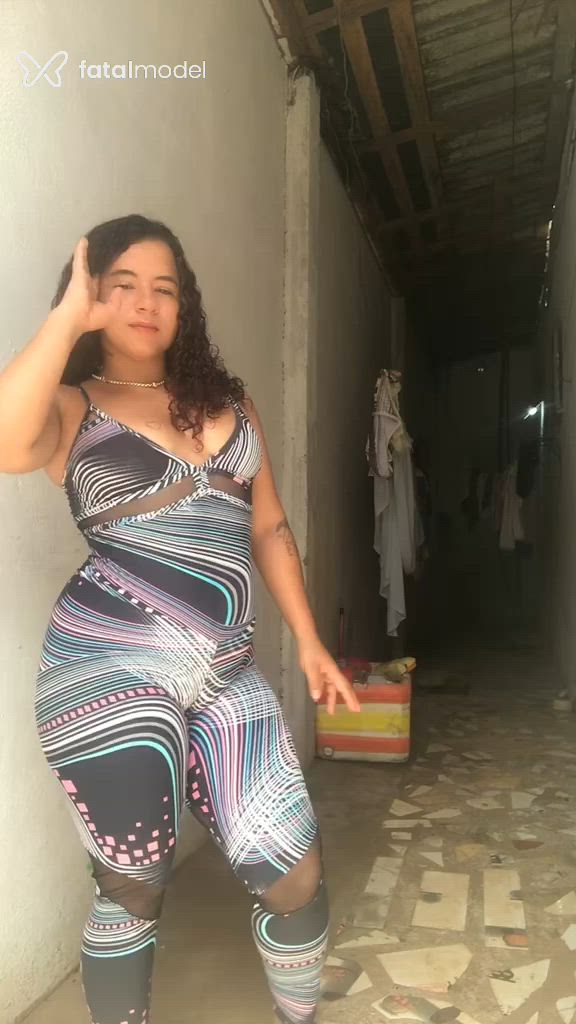 Acompanhante mulher com cabelo castanho de olhos mel em Açailândia Acompanhante mulher com cabelo castanho de olhos mel em Açailândia - Carla