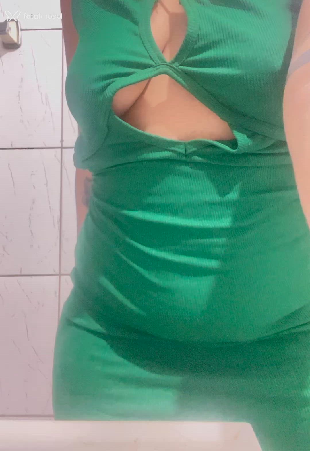 Acompanhante mulher morena (o) de olhos castanhos - Alice
