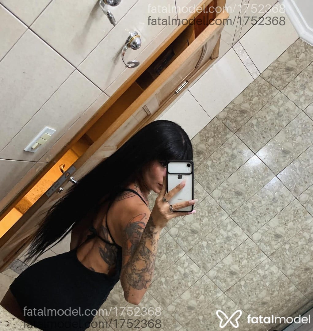 Acompanhante mulher morena (o) de olhos castanhos em Porto Velho - Garota vip