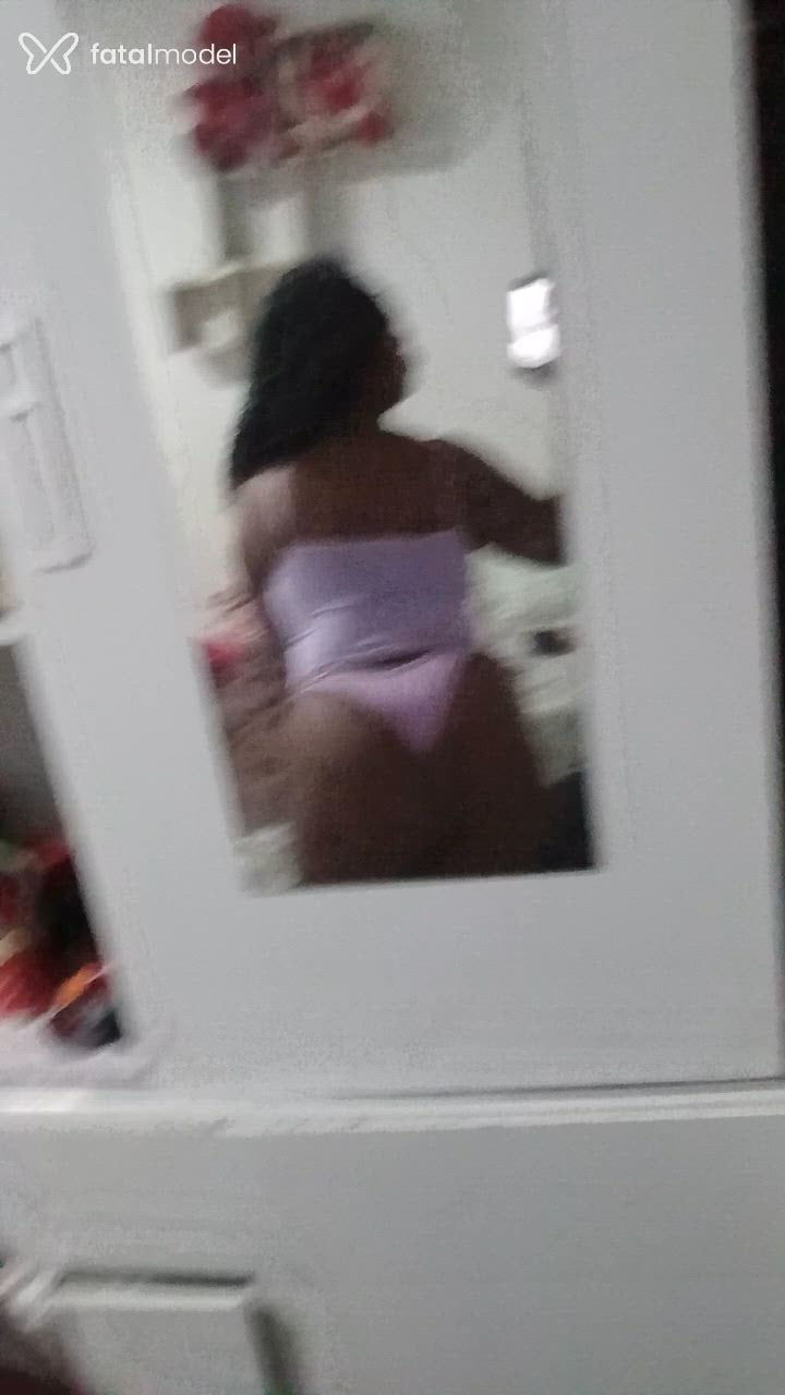 Acompanhante mulher morena (o) de olhos pretos em Belford Roxo Acompanhante mulher morena (o) de olhos pretos em Belford Roxo - Bruninha