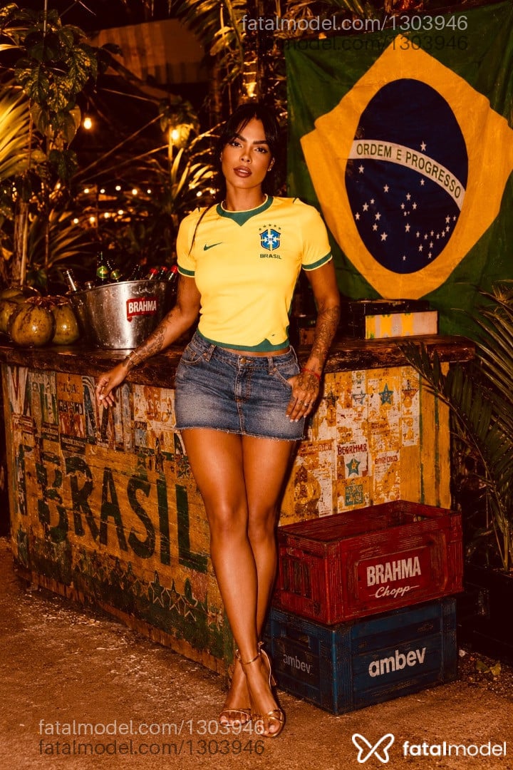 Acompanhante mulher morena (o) de olhos pretos em Goiânia - Aurora Castelli